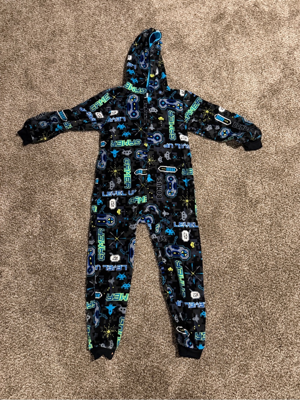 Children’s Place Gamer Onsie Sz 7-8 yrs fleece pyjamas